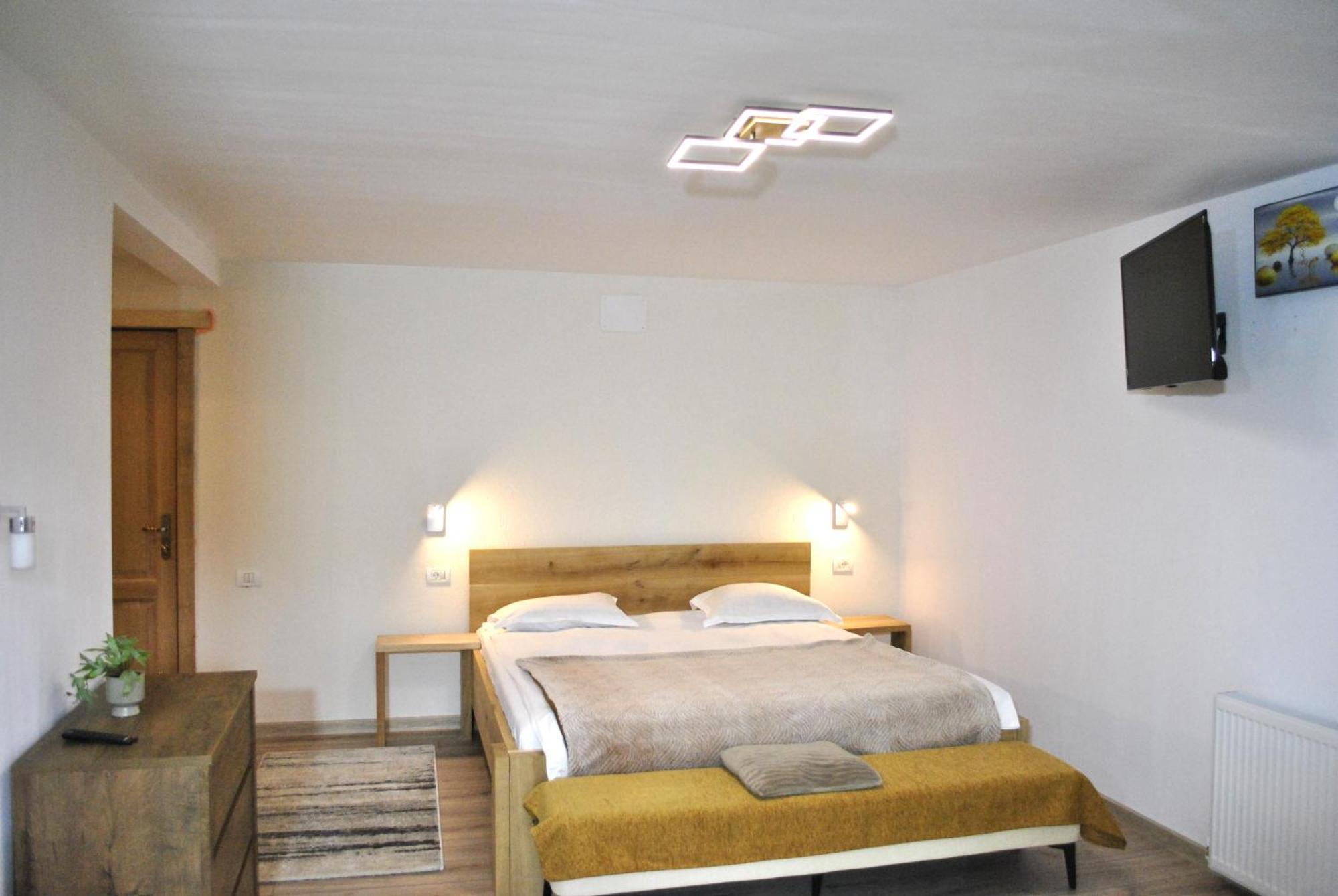 Pensiunea Anotimpuri Bran Guest house *